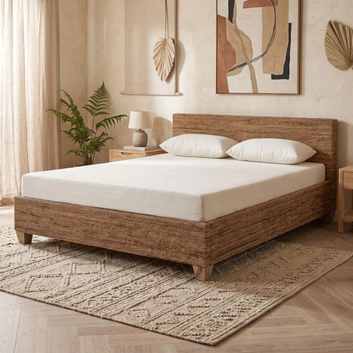 Letto matrimoniale in teak e fibra di banana intrecciata