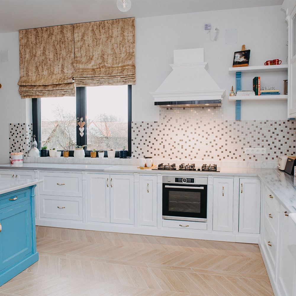 Composizione cucine SU MISURA online in legno massello stile provenzale